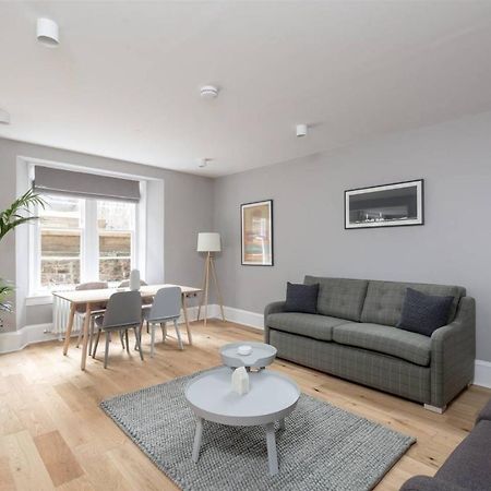 Joivy Luxurious 2Br Home Near Haymarket Station Edinburgh Bagian luar foto