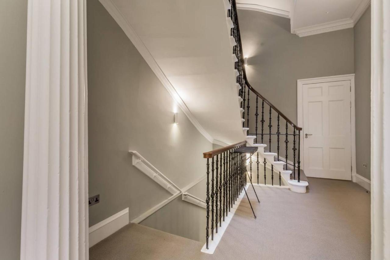Joivy Luxurious 2Br Home Near Haymarket Station Edinburgh Bagian luar foto