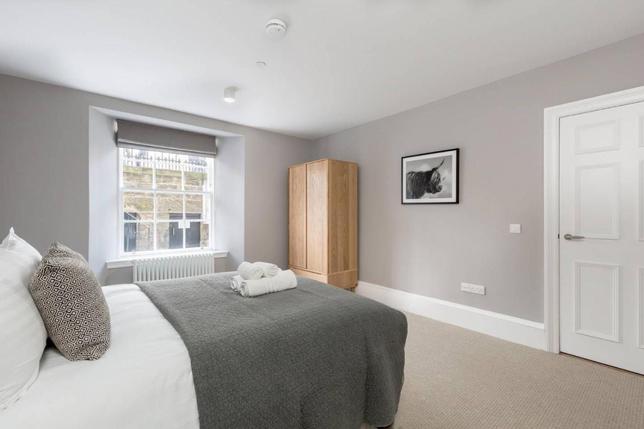 Joivy Luxurious 2Br Home Near Haymarket Station Edinburgh Bagian luar foto