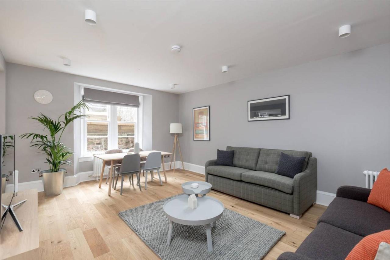 Joivy Luxurious 2Br Home Near Haymarket Station Edinburgh Bagian luar foto