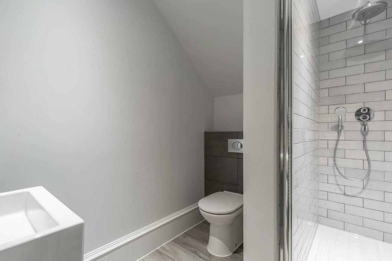 Joivy Luxurious 2Br Home Near Haymarket Station Edinburgh Bagian luar foto